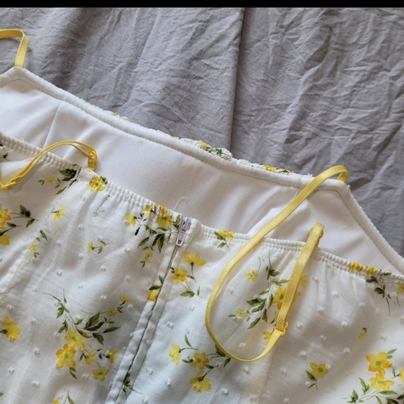 RUBY ROX Juniors SZ 11 white swiss dot w/ yellow floral print fit flare dress. A - Picture 12 of 12